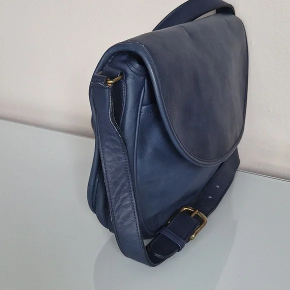 Coach | *Rare* Town Bag 4090 In   Blue 💙 - Picture 9 of 14